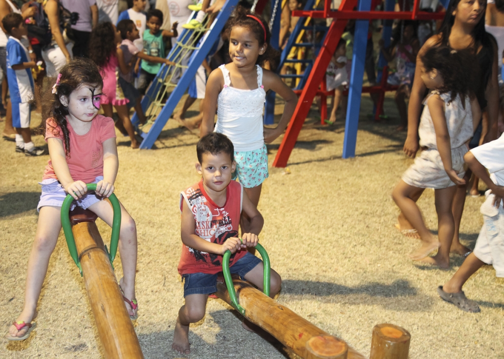 Com mais essas duas praças, a Prefeitura de Fortaleza completa 43 parquinhos entregues às crianças da Cidade