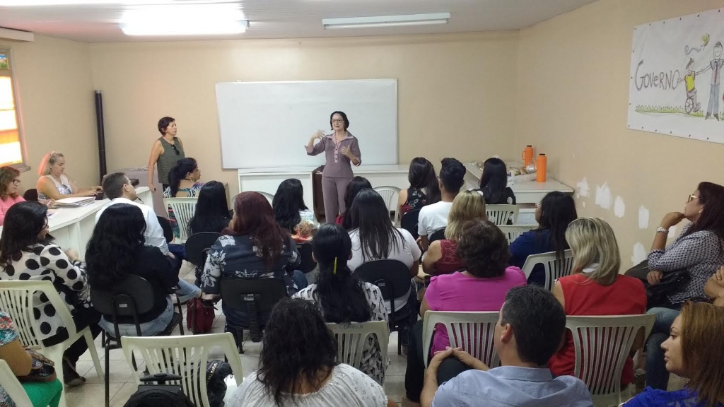 Houve assembleia geral com apresentação das entidades, eleição e apuração dos votos