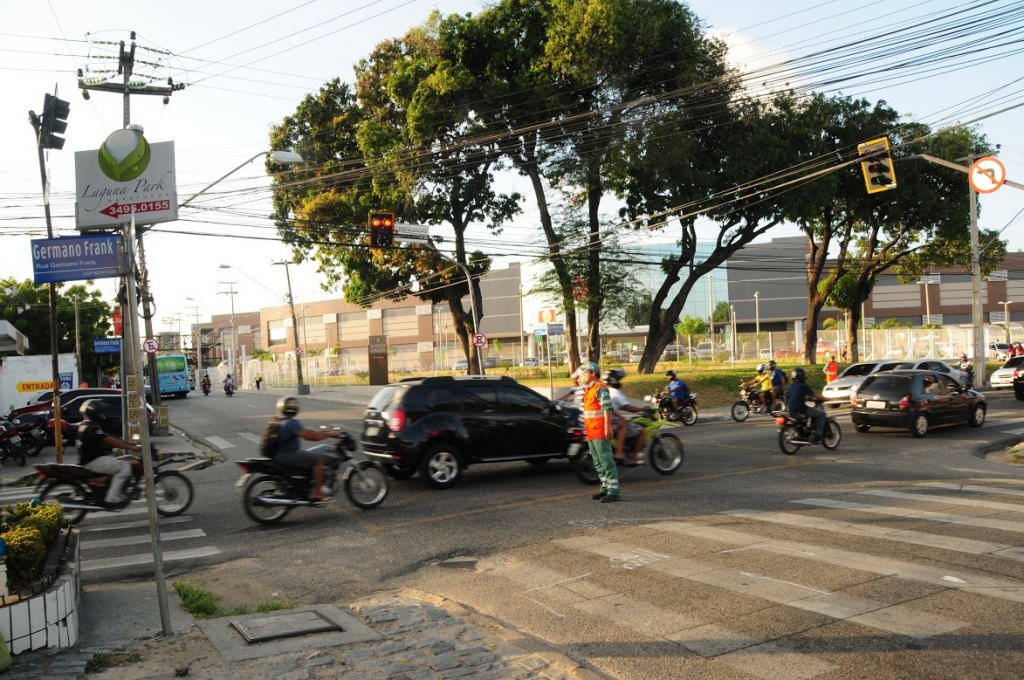 O novo binário envolverá a Avenida Germano Franck e a Rua Barão de Canindé, entre outras vias (Foto: Nely Rosa)