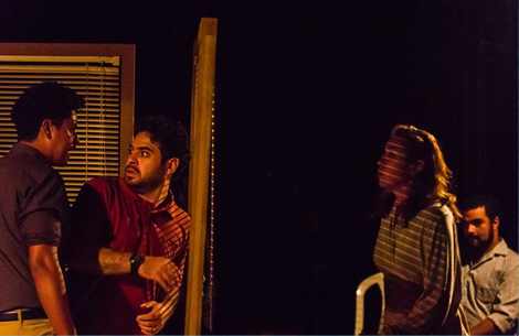 Grupo Nóis de Teatro apresenta o espetáculo “Quase nada” no Cuca Mondubim