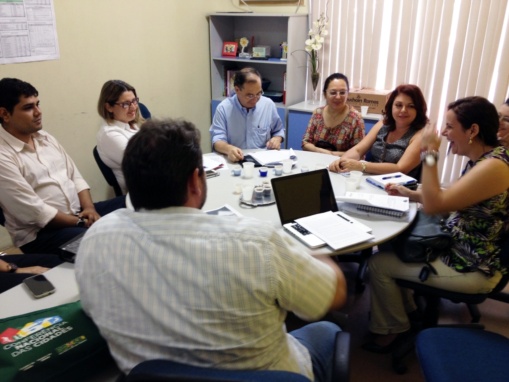 A maioria dos contratos estavam em vias de serem encerrados e foram recuperados pela administração Roberto Cláudio em 2013