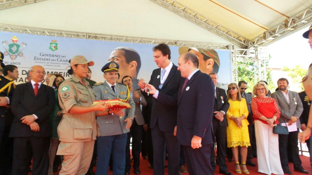 Roberto Cláudio agradeceu a homenagem e destacou a importância da Instituição