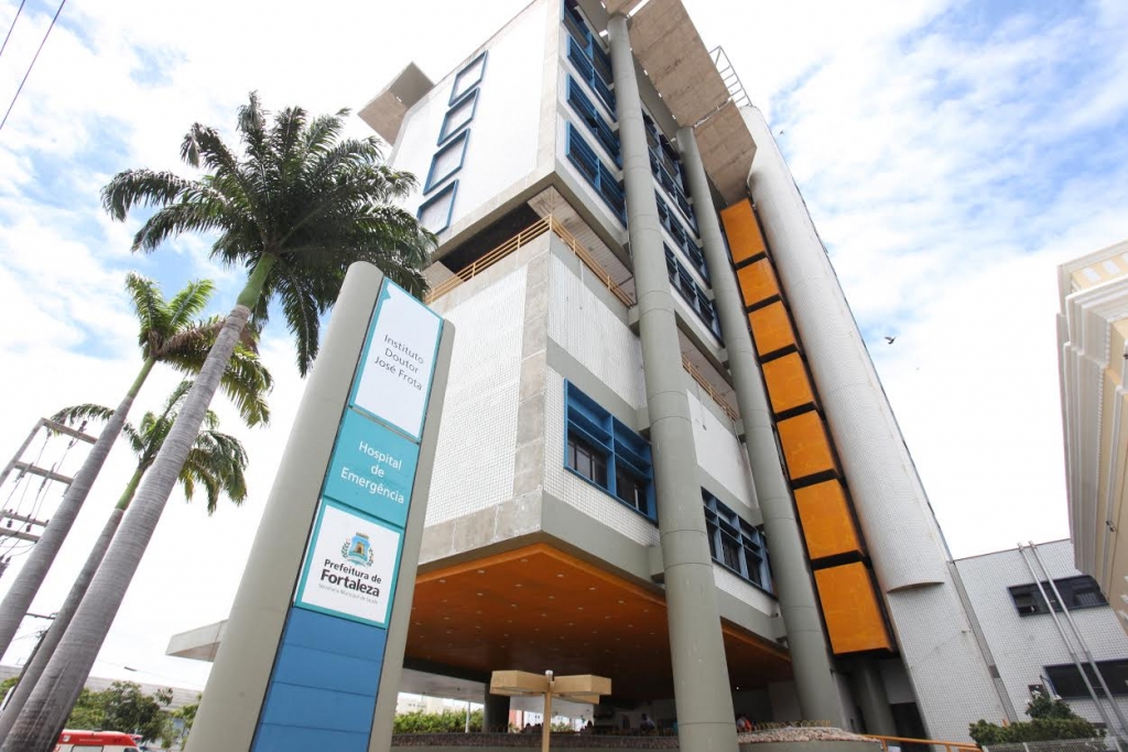 O novo prédio será interligado ao atual por meio de passarelas, conectando as áreas cirúrgicas e de UTI (Foto: Marcos Moura)