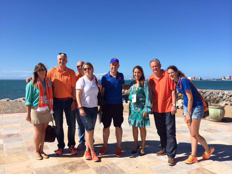 A festa é promovida pelas torcidas “Ons Oranje” e “KNVB Clube Laranja”