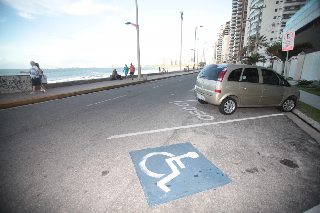 A credencial será emitida na hora, podendo ser utilizada imediatamente em qualquer veículo que o credenciado esteja trafegando (Foto: Kaio Machado)