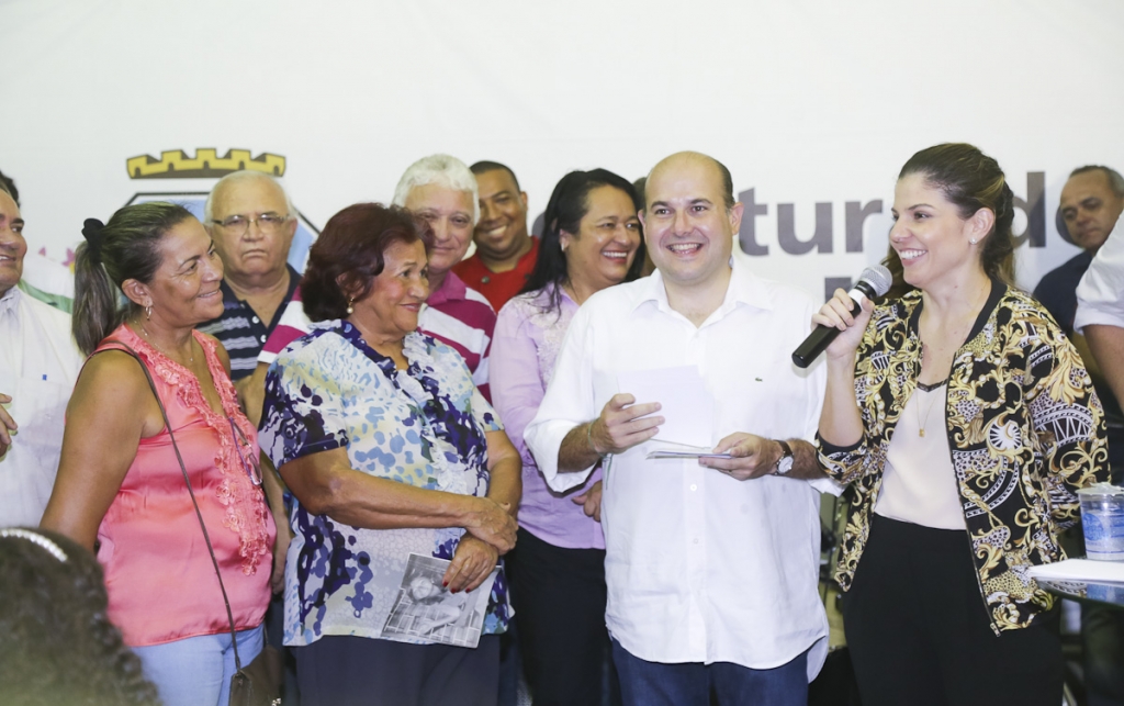 Segundo o Prefeito, as reformas trazem mais comodidade e segurança para moradores e frequentadores de equipamentos públicos (Foto: Thiago Gaspar)
