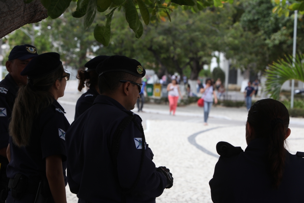 O efetivo trabalha em sintonia com o calendário das 464 unidades escolares, de segunda a sexta-feira, nos três turnos (Foto: Marcos Mou