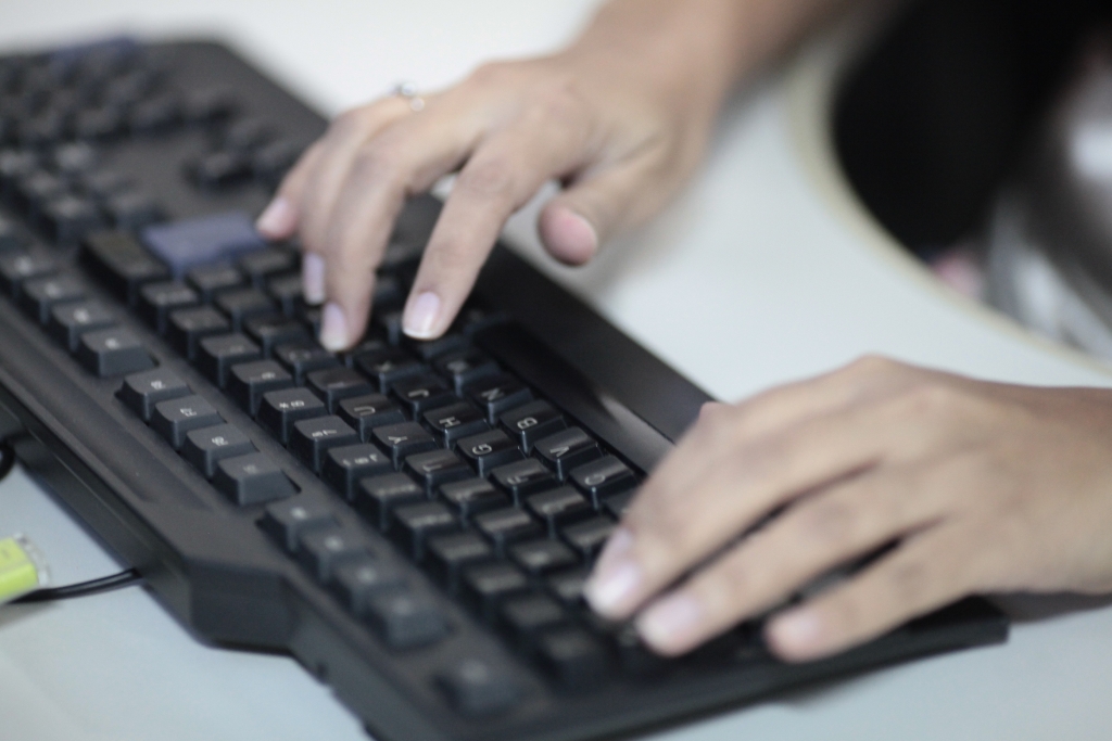 O ProJovem busca colaborar com a formação profissional do jovens de baixa renda, contextualizados no mercado de trabalho (Foto: Kaio Machado)