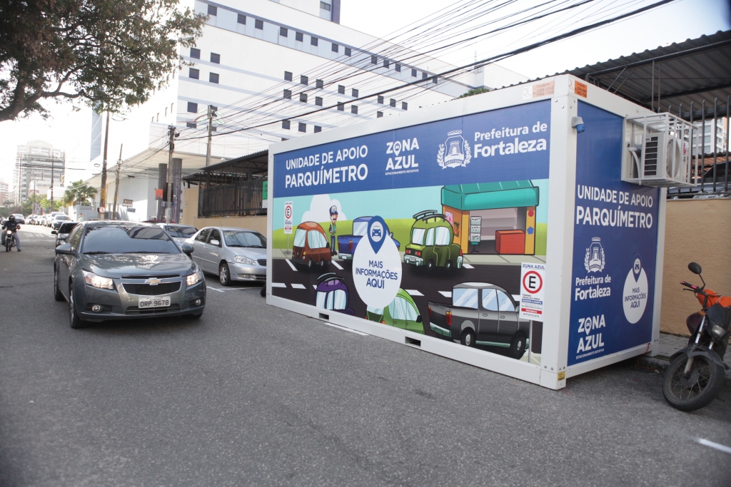 Na Unidade de Apoio, instalada na Rua Marcos Macedo, facilitadores poderão tirar as dúvidas dos motoristas (Foto: Kaio Machado)