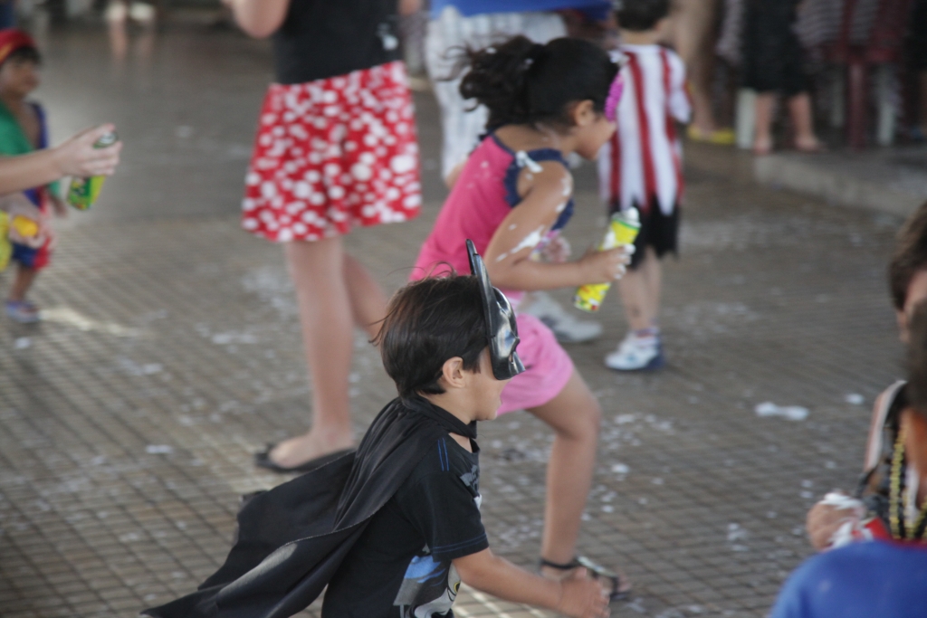 As equipes atuarão nos locais de grande concentração de foliões, como o Mercado dos Pinhões e Passeio Público (Foto: Thiago Gaspar)