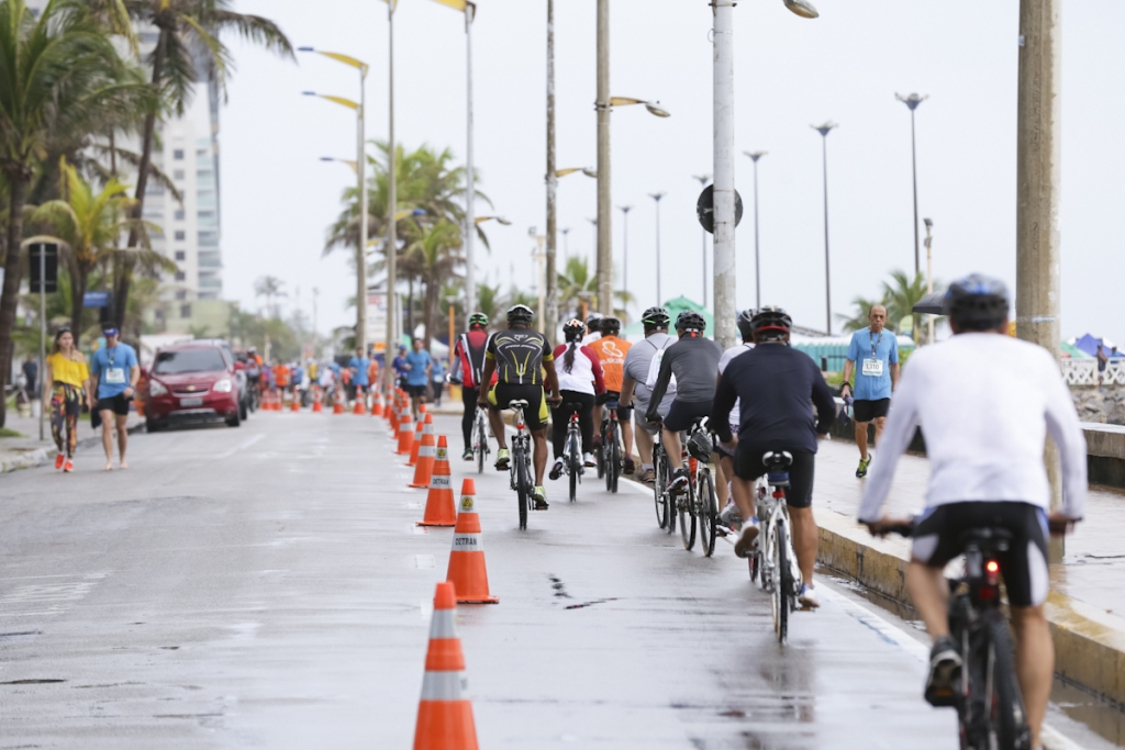 O percurso terá 12 km e a partida será às 8 horas, do Anfiteatro do Parque do Cocó, em direção à Av. Beira-Mar (Foto: Thiago Gaspar)