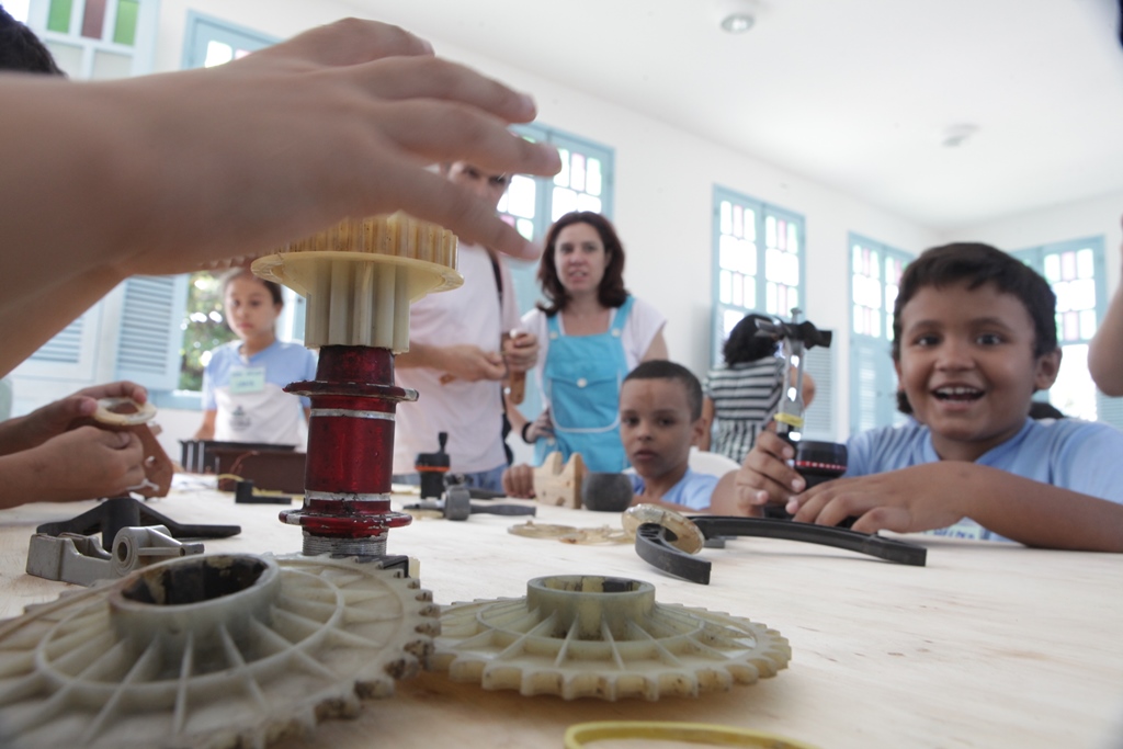 Brincadeiras Nordestinas  Laboratório de Educação Infantil