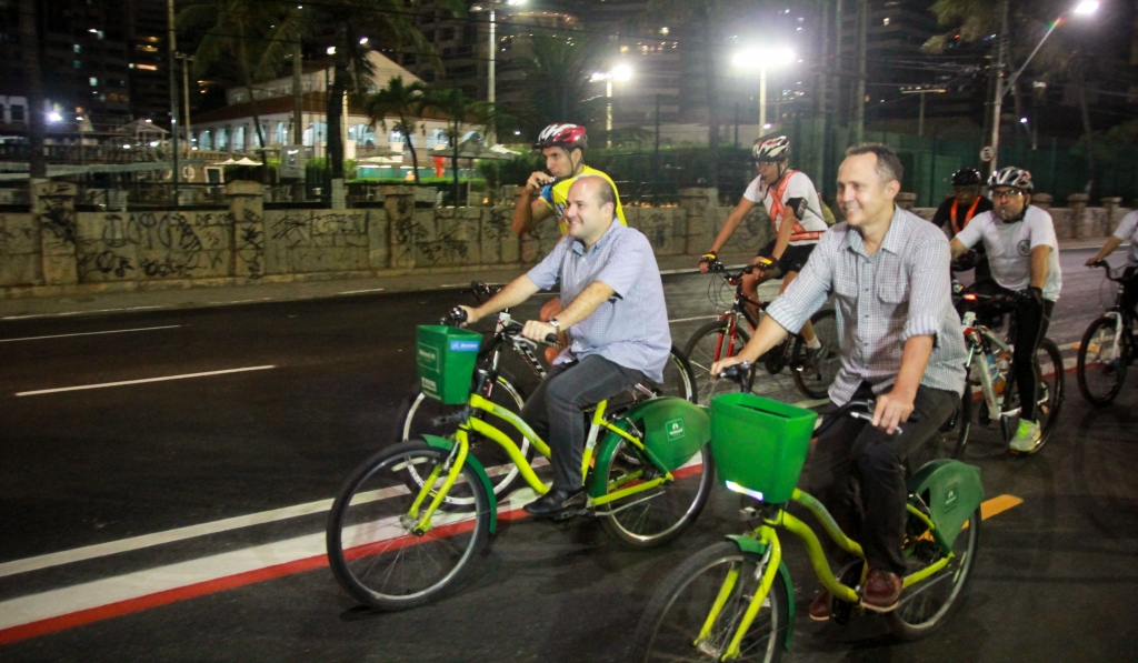 A ideia deste Binário é facilitar, primeiro, a vida de quem anda de ônibus