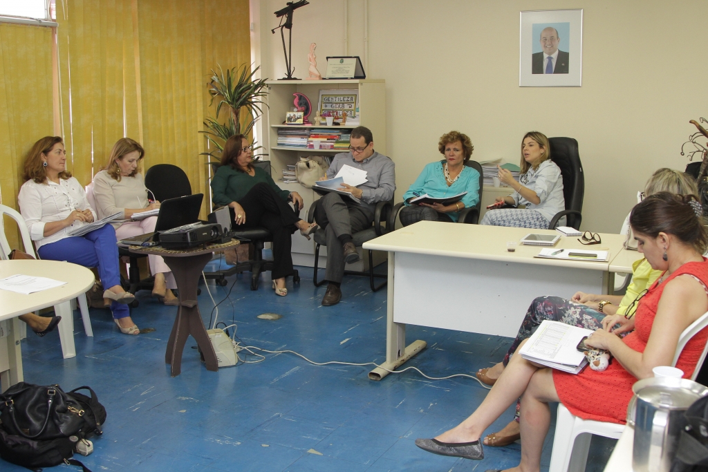 Encontro aconteceu nesta sexta-feira (30/01), na Secretaria de Saúde do Município (Foto: Igor de Melo)
