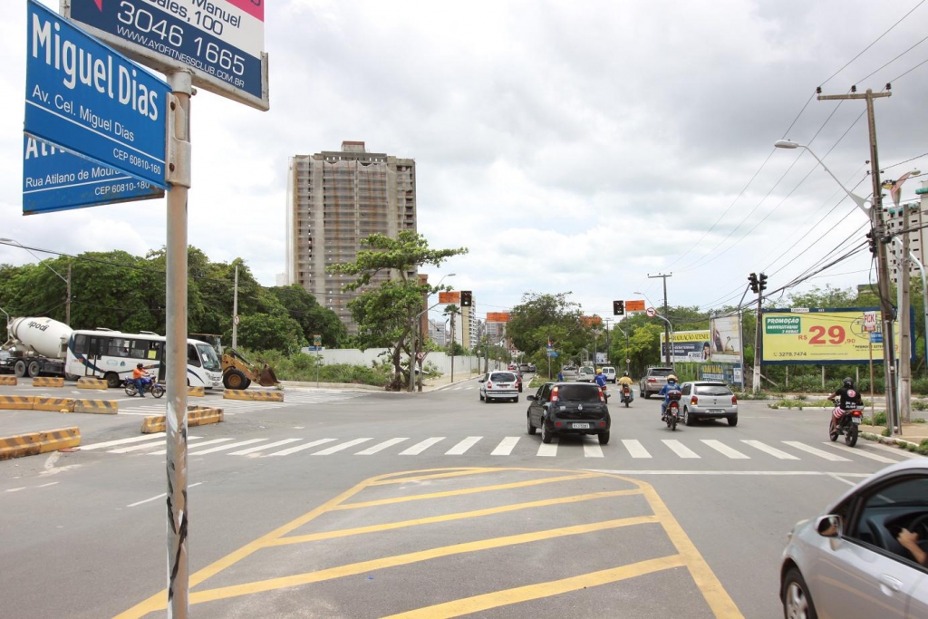 Em virtude do bloqueio da pista norte da avenida, os condutores terão que optar por percursos alternativos (Foto: Queiroz Netto)
