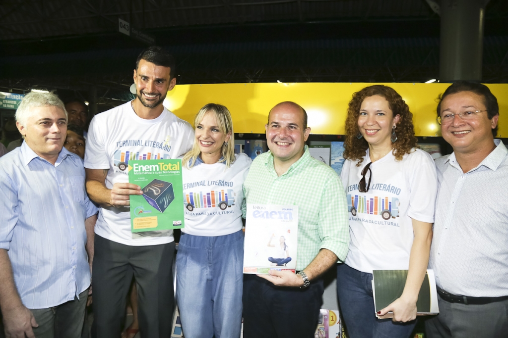 O equipamento recebeu tecnologias como a instalação de painéis de previsão de chegada dos ônibus, rede wi-fi gratuita e o