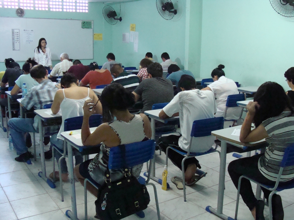 A Seleção foi voltada para candidatos que já têm algum conhecimento de línguas portuguesa, inglesa, espanhola, francesa, italiana ou alemã