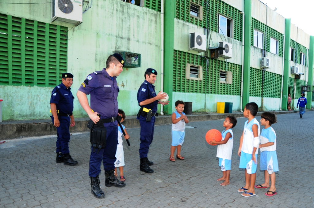 O objetivo da ação é recepcionar, por meio da Inspetoria de Segurança Escolar (ISE) da Guarda Municipal, os alunos e gestores das escolas municipais