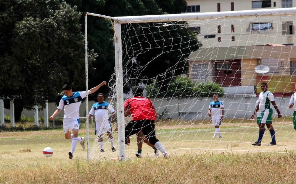 MUNICIPAL DE FUTSAL: Dois jogos do feminino e um do masculino hoje