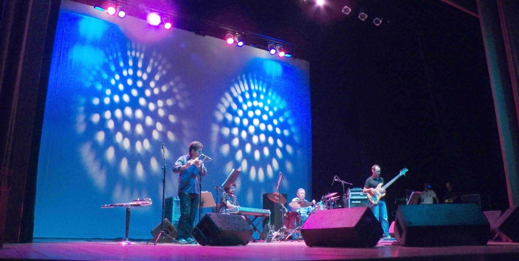 O show é promovido pela Plataforma de Circulação, que, por sua vez, é uma iniciativa da Fundação Amigos do Theatro José de Alencar.