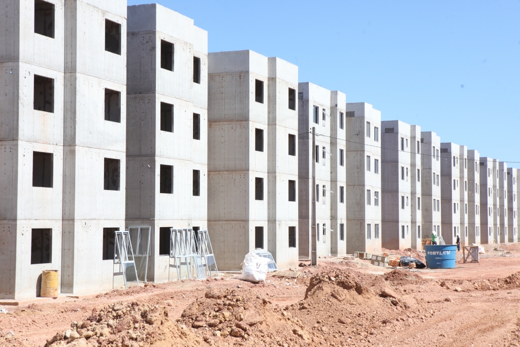 3.304 unidades habitacionais serão entregues nos residenciais Alameda das Palmeiras e Escritores