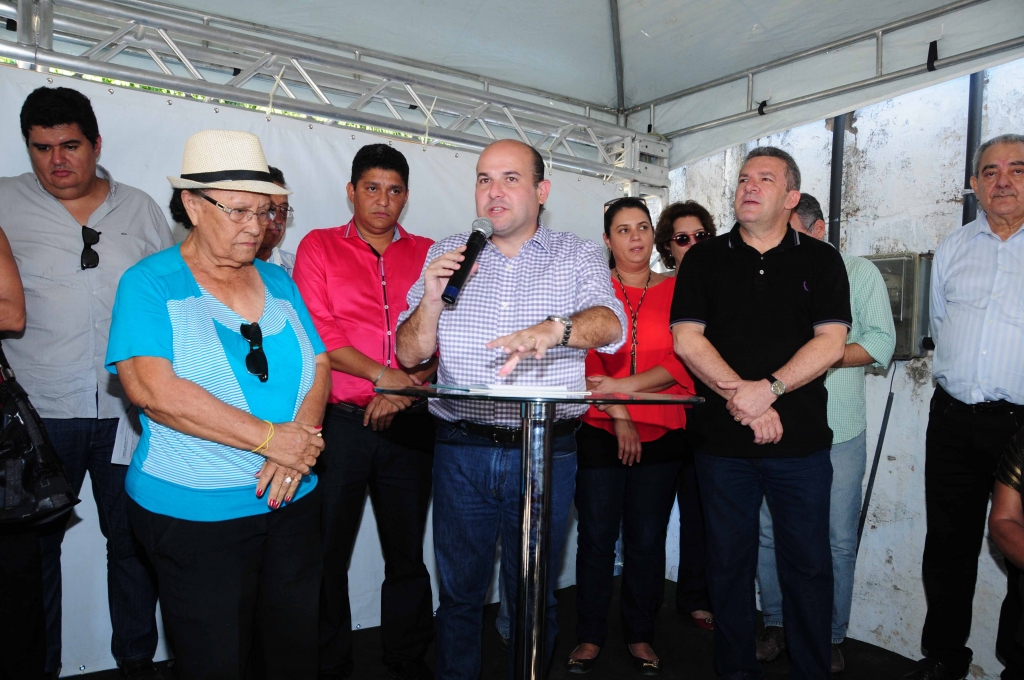 Roberto Cláudio destacou que a obra deverá ser inaugurada em 120 dias (Foto: Nely Rosa)