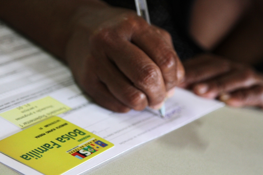 O CadÚnico atenderá os familiares dos internos do sistema prisional, possibilitando a sua inclusão em programas federais como o Bolsa Família