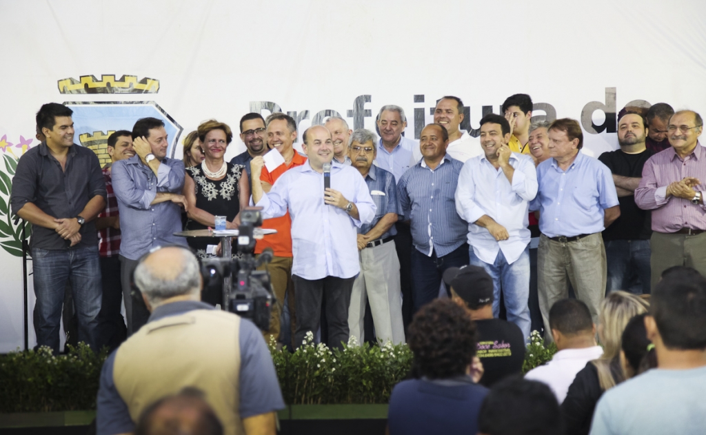 De acordo com o prefeito Roberto Cláudio, a unidade irá contribuir para uma melhor qualidade de vida para os usuários (Foto: Thiago Gaspar)
