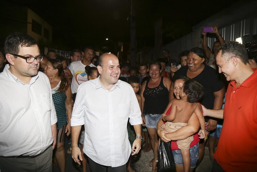 Trabalho faz parte do projeto que amplia e recupera a malha viária da Capital (Foto: Thiago Gaspar)