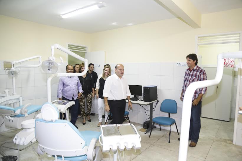 O Posto de Saúde José Valdevino de Carvalho, no bairro Itaoca, vai funcionar de 7h às 19h (Foto: Thiago Gaspar)