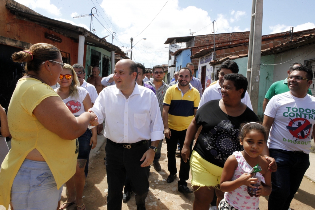 De acordo com o Prefeito, a revitalização da Lagoa tem três grandes componentes: ambiental, de saúde pública e social (Foto: Marcos Moura)