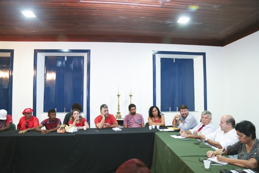 Reunião ocorreu na quarta-feira (07/06) no paço Municipal (Foto: Thiago Gaspar)