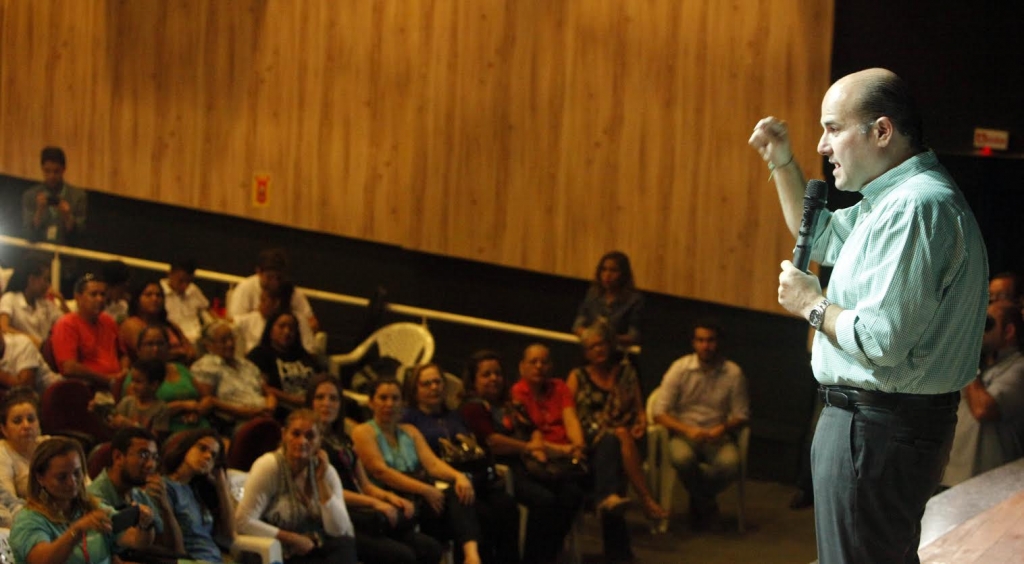 Conforme o Prefeito, os projetos são um reforço à política de educação integral na Capital (Foto: Marcos Moura)