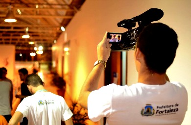 Entre as oportunidades, estão os cursos de desenvolvimento de sites, fotografia para espetáculos, técnico de palco, entre outros