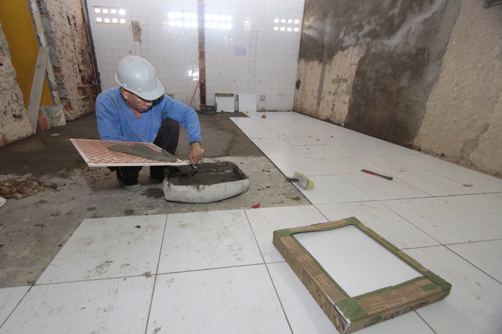 O objetivo é oferecer mais conforto para os usuários dos equipamentos e melhores condições de trabalho para os profissionais (Foto: Igor de Melo)