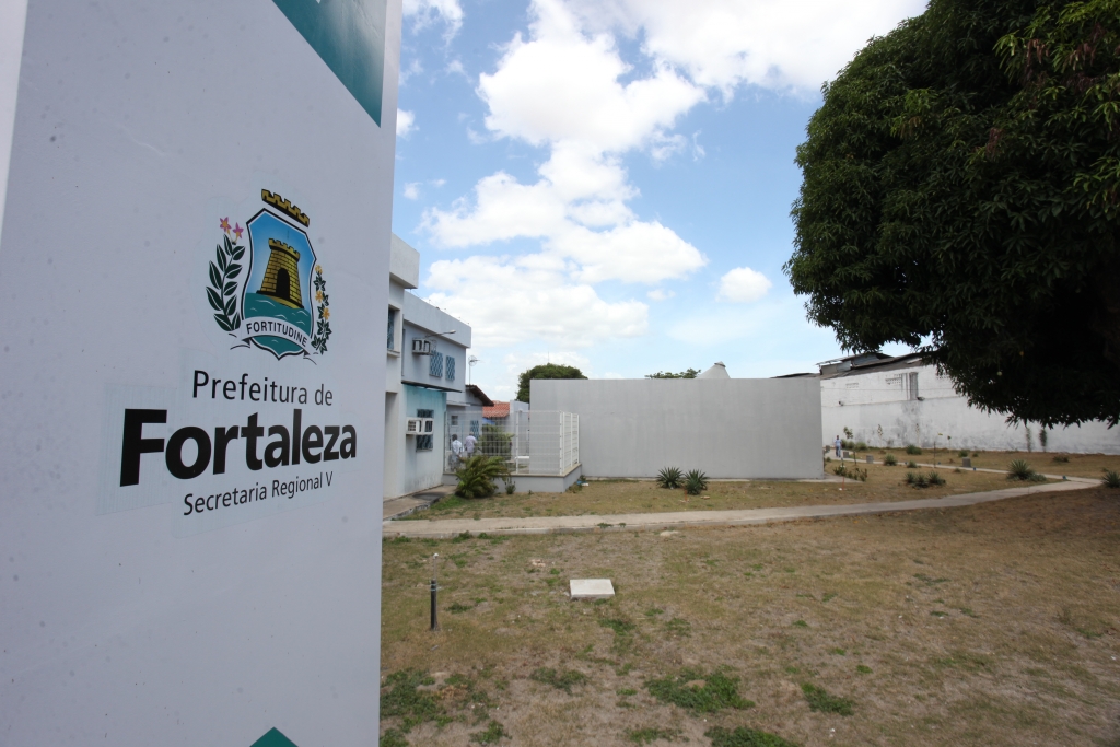 A Central de Acolhimento funciona de segunda à sexta-feira, das 8h às 17h, na sede da Regional V