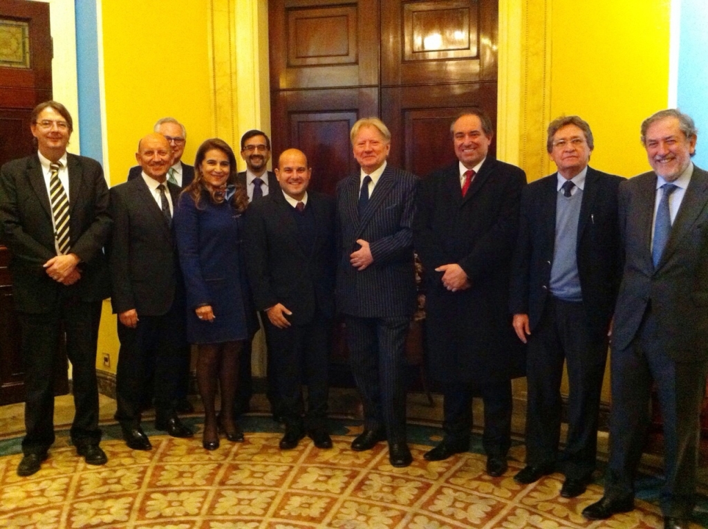 A primeira rodada de negociações entre o Prefeito e dirigentes do International Hospitals Group, em Londres, foi realizada nos últimos dois dias