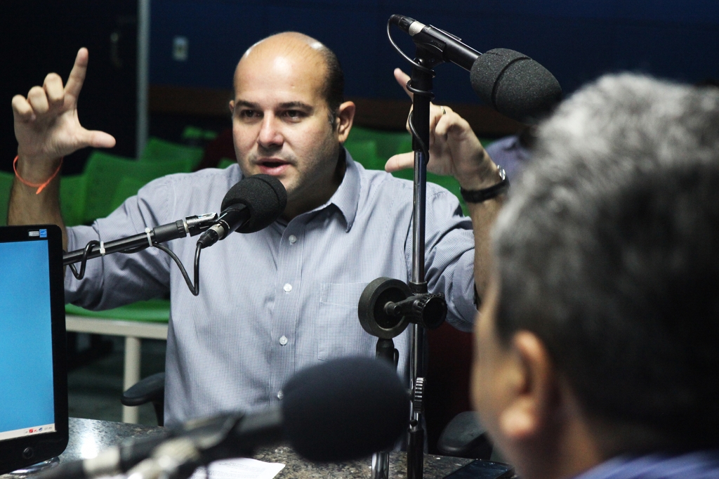 O debate teve grande parte das discussões destinada às ações de mobilidade urbana (Foto: Marcos Moura)