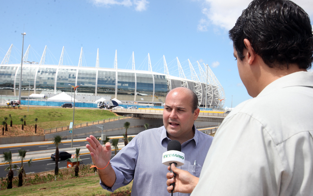 Roberto Cláudio explicou que todas as obras prioritárias para Copa, pactuadas com o Ministério das Cidades, foram inauguradas (Foto: Marcos Moura)