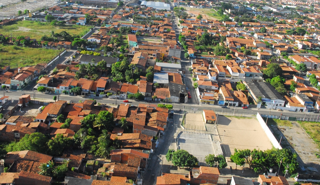 São unidades habitacionais no Couto Fernandes, Planalto Vitória, Pirambu, Conjunto Palmeiras e no Genibaú