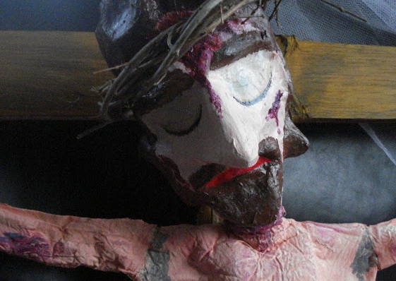 “A Saga de Jesus Cristo” traz a estética do teatro de mamulengos e a musicalidade da cultura popular nordestina