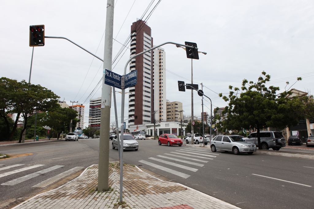 Os trabalhos serão realizados por etapas durante os fins de semana para minimizar os transtornos aos motoristas (Foto: Marcos Moura)