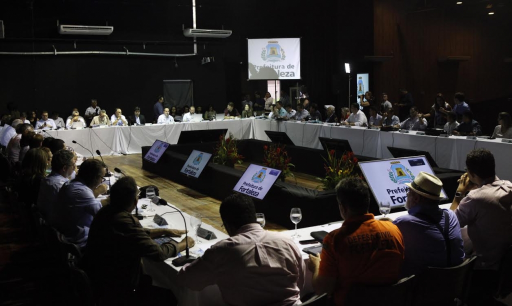 Objetivo era garantir prazos e entregas de intervenções já anunciadas, além de realizar balanço (Foto: Marcos Moura)