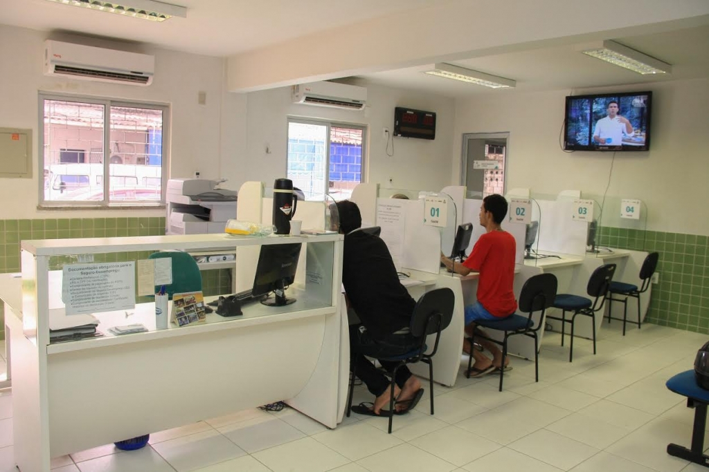 Os Sines municipais oferece serviços como intermediação de mão de obra e habilitação para o seguro desemprego (Foto: Kiko Silva)