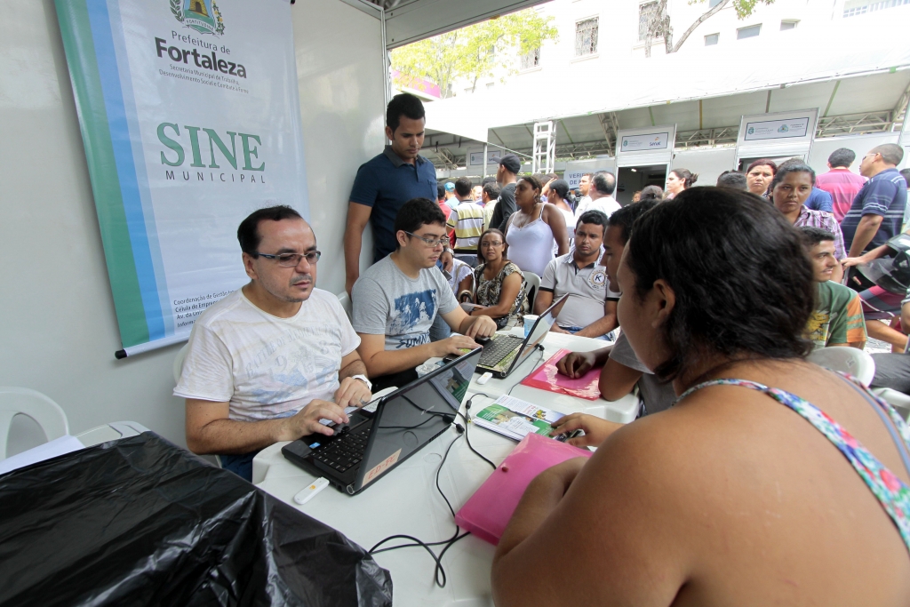 Os SINEs municipais permitem a oferta de oportunidades de trabalho e/ou capacitação profissional para maiores de 16 anos (Foto: Igor de Melo)