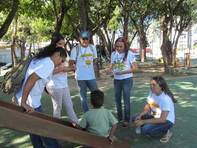 Na ocasião, foram identificados possíveis casos de crianças em situação de mendicância e trabalho infantil