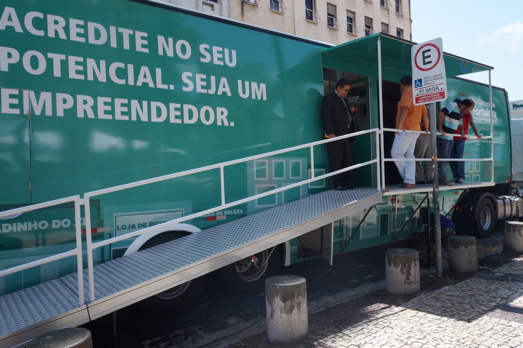 A Praça da Igreja Santa Cecília, no bairro Bom Jardim, será o próximo destino, com palestra prevista para o dia 11 de novembro