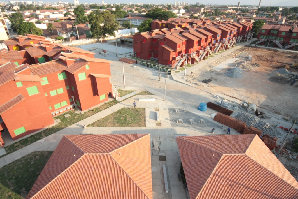 As obras de habitação foram articuladas pela Prefeitura junto ao Ministério das Cidades
