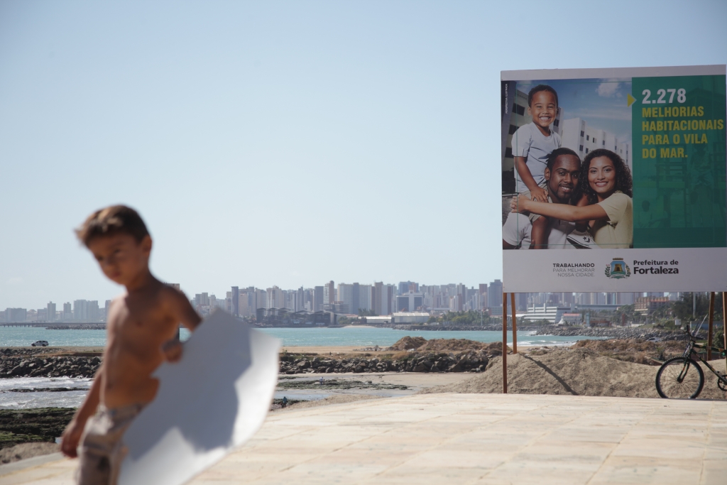 Até agora, foram pagas mais de 40 indenizações a famílias que moravam em áreas de risco ou que receberão obras de urbanização